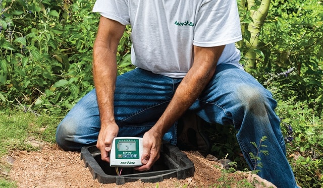 雨鸟的视图，特别是9v定时器安装