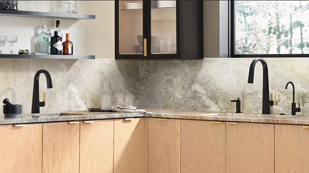 安装了Moen nio厨房水龙头